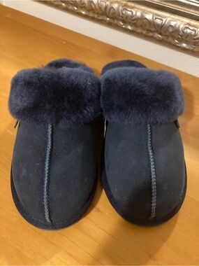 dearfoams Navy Blue Shearling Cuff Slip-On Slippers